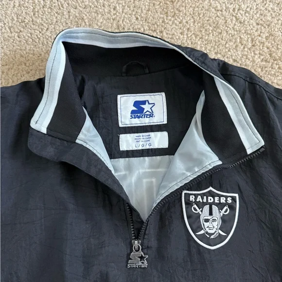 Oakland Raiders Starter 1/4 Zip Jacket - Picture 7 of 13
